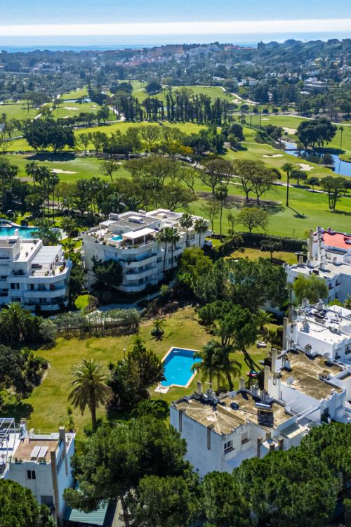 Penthouse te koop in Aloha, Nueva Andalucia