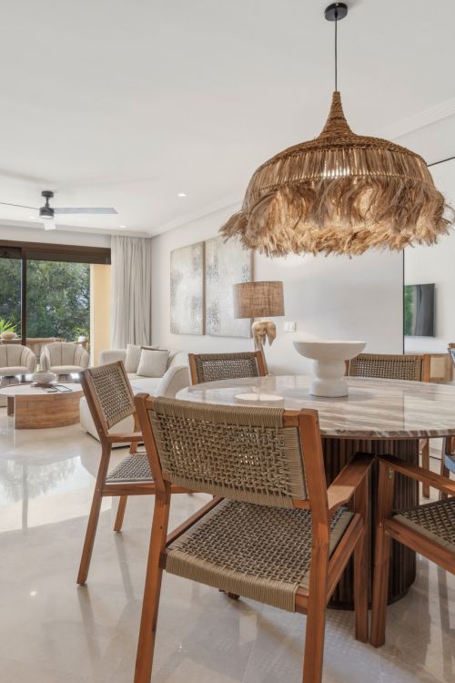 Elegante Apartamento de 3 Dormitorios en Los Pinos, Los Arqueros