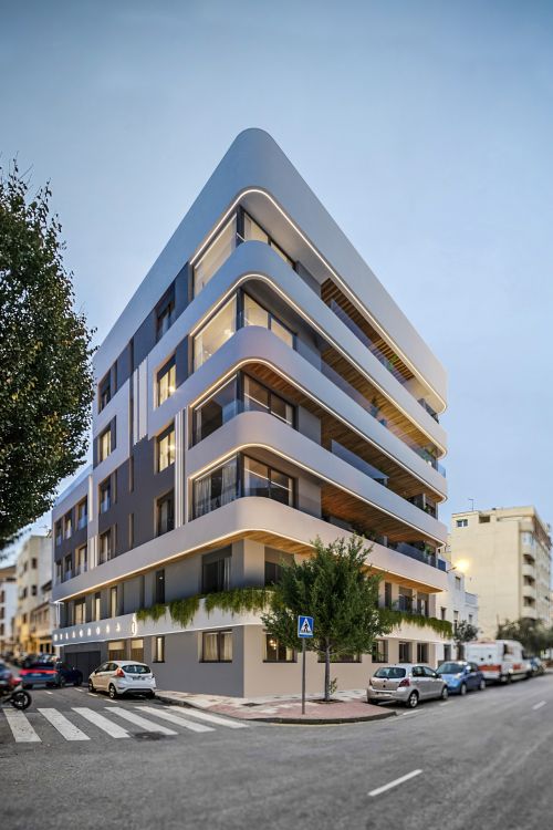 Milabeka, an exclusive boutique development of 10 contemporary residences just 200 metres from the beach in Málaga.