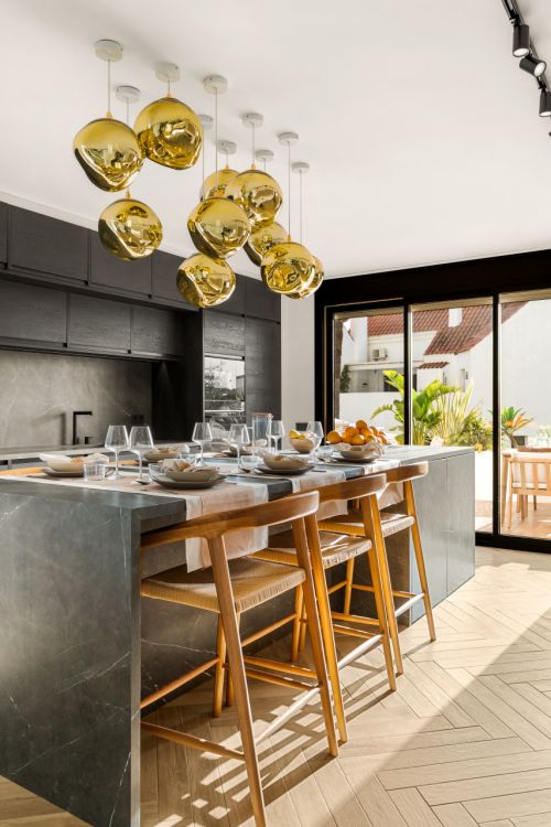 Apartment for sale in Nueva Andalucia, Marbella