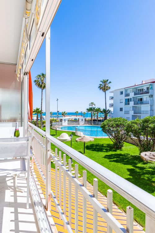 Front Line Beach Apartment- Fuengirola