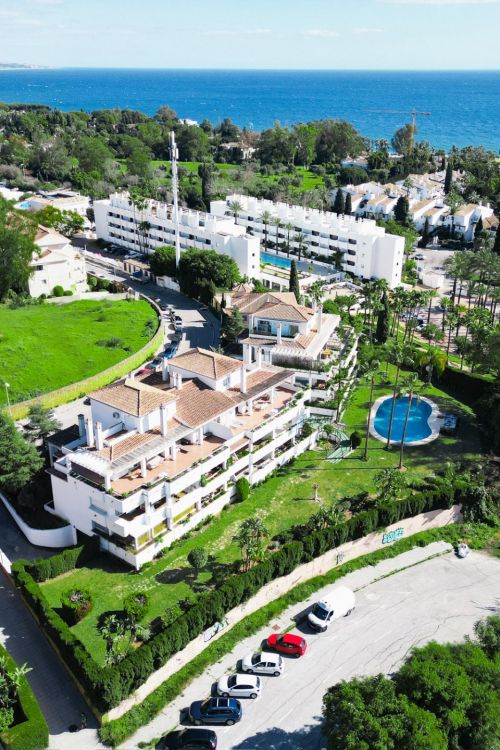 Ground Floor Apartment for sale in Balcones de Puente Romano, Marbella Golden Mile