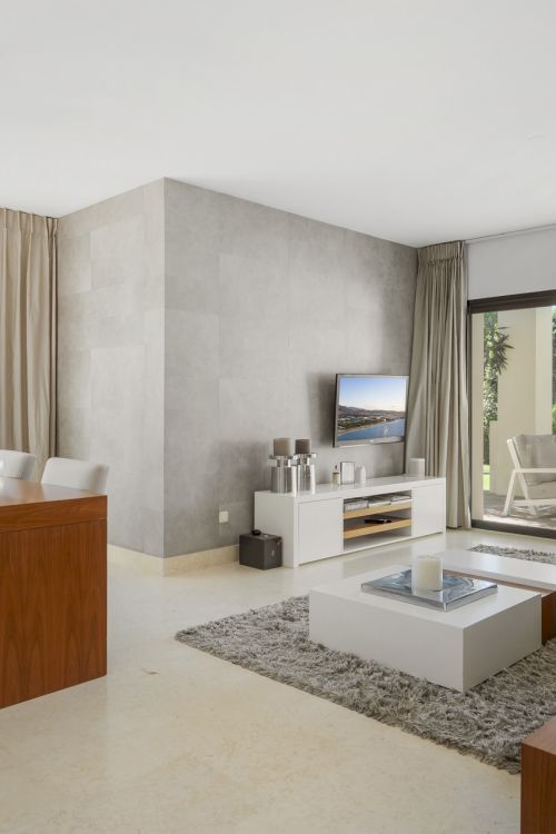 Ground Floor Apartment for Sale in Capanes del Golf, Benahavís – Luxury Gated Community