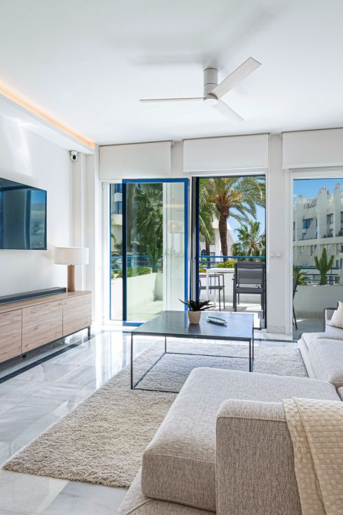 Fully refurbished second line beach duplex in Marbella town center