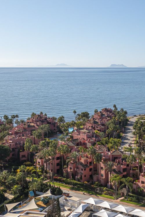 Ground Floor Apartment for sale in Menara Beach, Estepona East