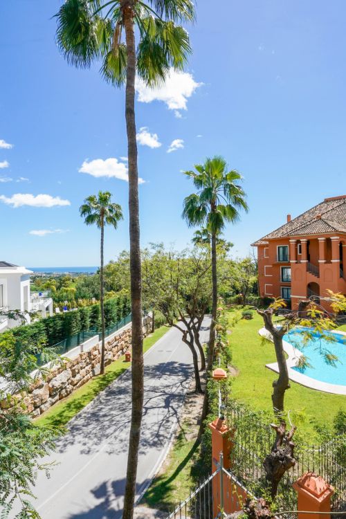 Appartement te koop in Monte Halcones, Benahavis