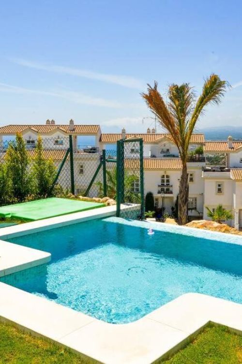 Geschakeld huis te koop in Bahia de las Rocas, Manilva