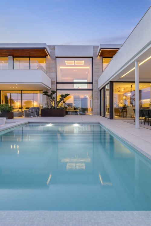 Villa moderna espaciosa de nueva construcción en Majestic, Casares