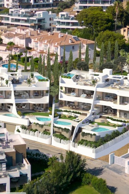 Apartamento Planta Baja en venta en Artola, Marbella Este