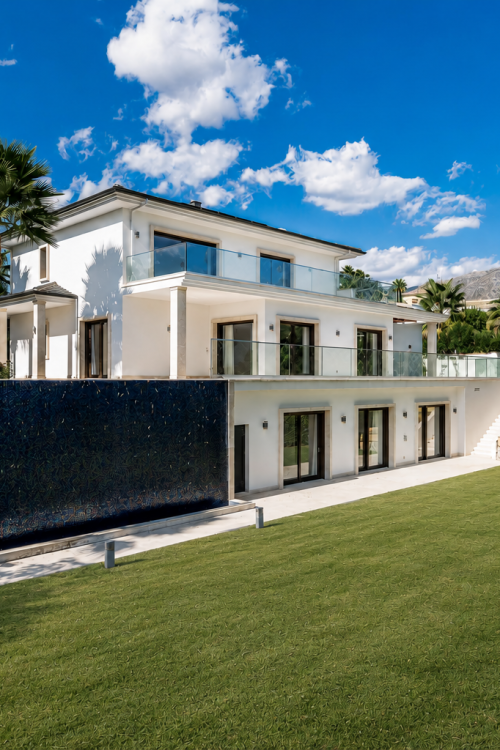 Villa te koop in Nueva Andalucia, Marbella
