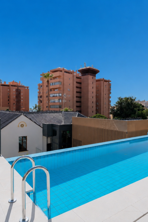 Presentamos un exclusivo estudio con baño completo, ubicado en una de las promociones más prestigiosas de Málaga.