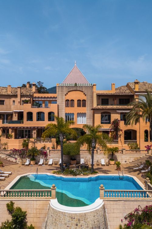 Ático dúplex con vistas panorámicas en Les Belvederes