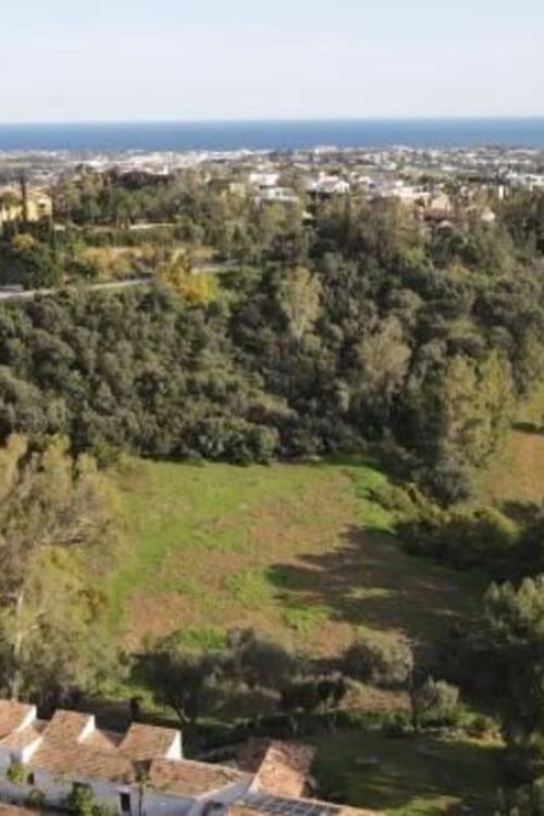 Plot for sale in Puerto del Almendro, Benahavis