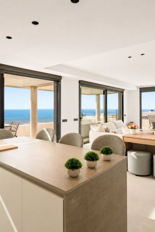 Three-Bedroom Apartment with Exceptional Sea Views in Los Altos de Los Monteros - Marbella East